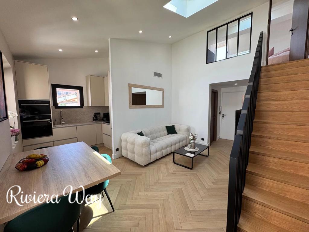3 room apartment in Antibes, photo #3, listing #103435416