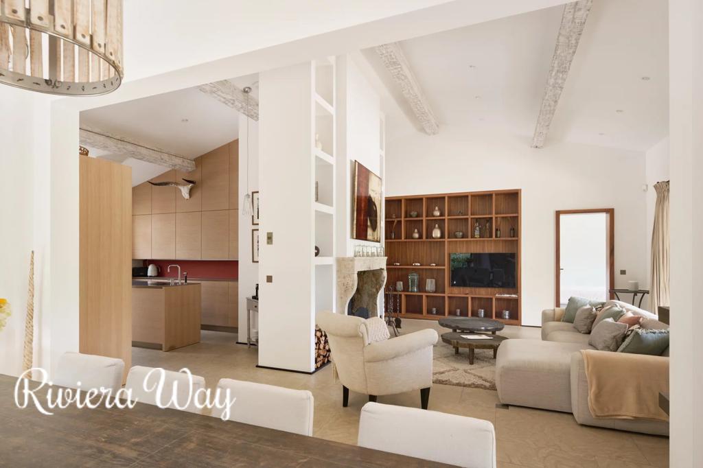 6 room villa in Saint-Tropez, photo #2, listing #102742164