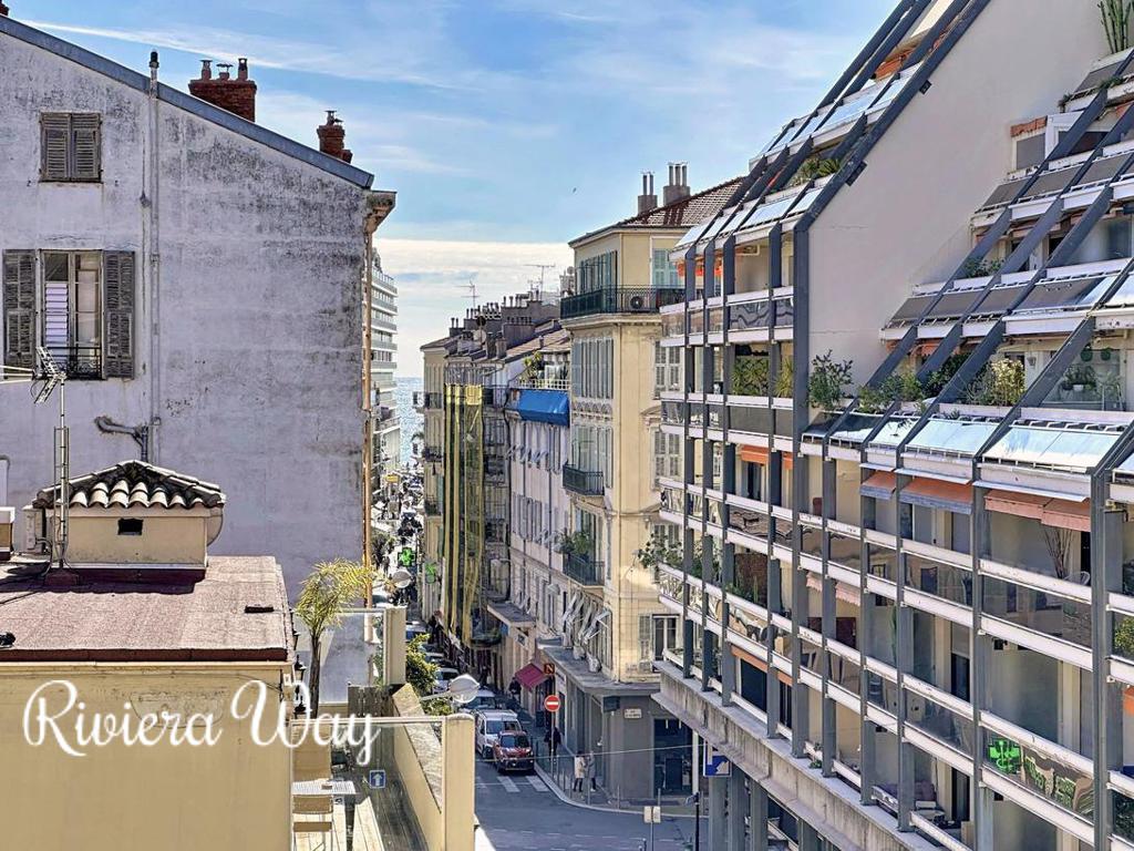 3 room apartment in Le Carré d'Or, 82 m², photo #10, listing #105967680