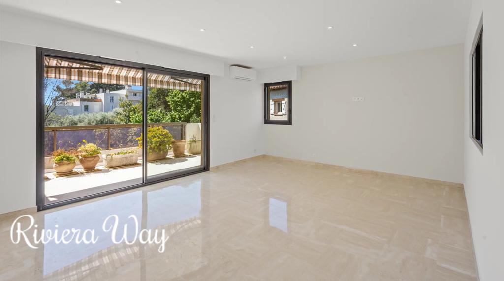 3 room apartment in Le Cannet, photo #7, listing #105137256