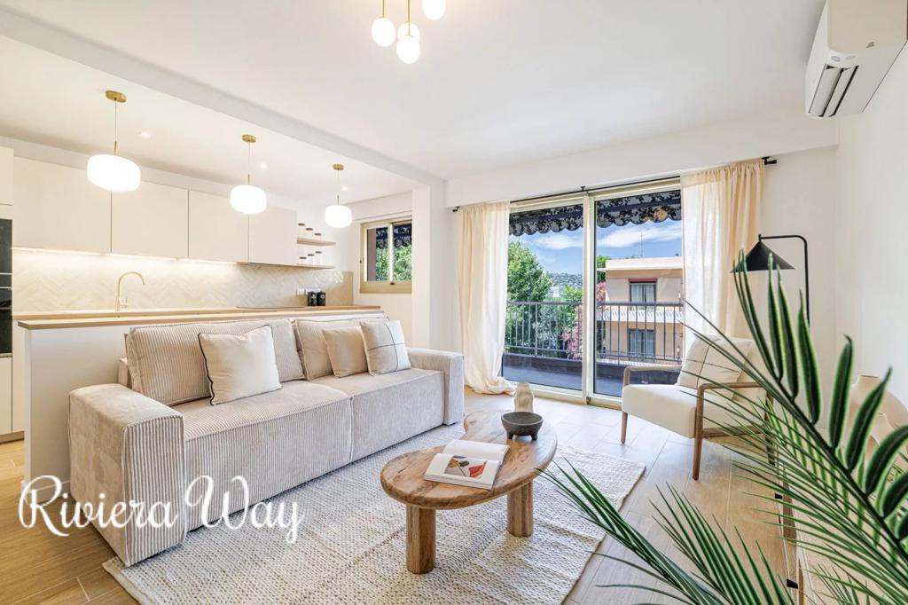 3 room apartment in Juan-les-Pins, photo #10, listing #103735338