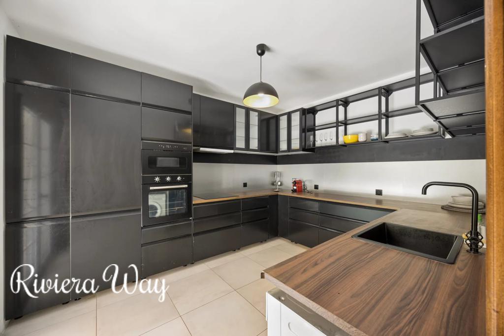 6 room villa in Mougins, photo #5, listing #107177154