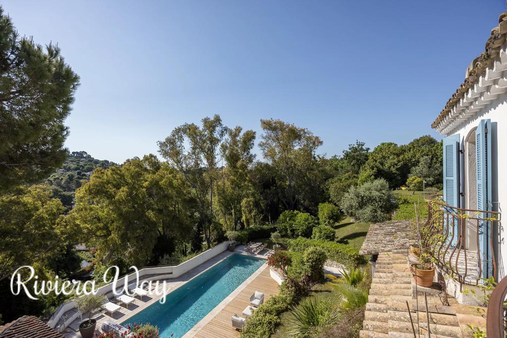 8 room villa in Saint-Paul-de-Vence, photo #1, listing #103113024