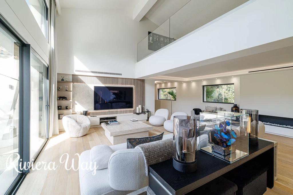 Villa in Mougins, photo #8, listing #105519414
