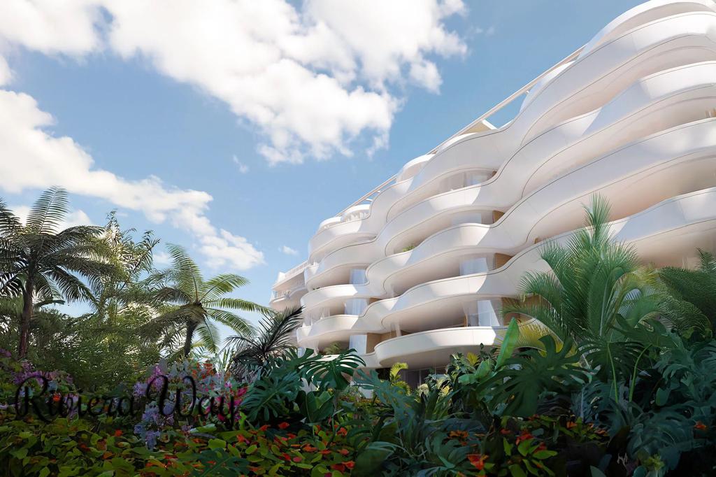 6 room apartment in Boulevard de la Croisette, photo #7, listing #102854976