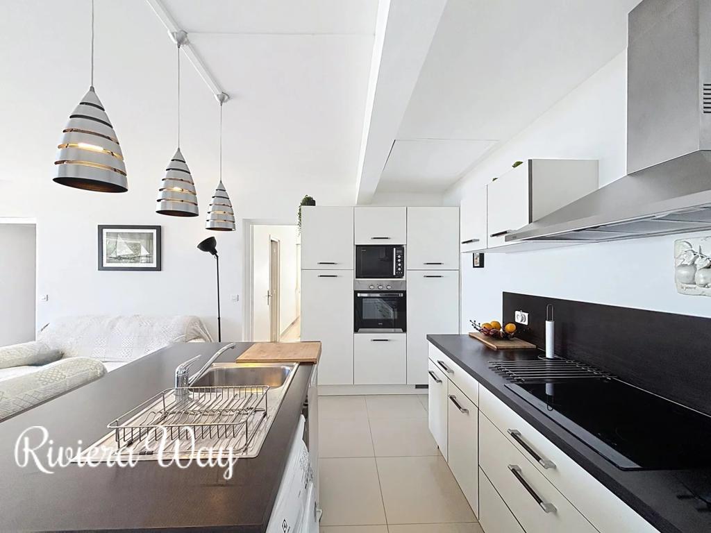 4 room apartment in Cap d'Antibes, photo #6, listing #106322538