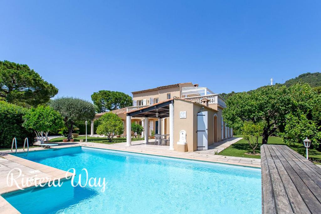 8 room villa in Villefranche-sur-Mer, 188 m², photo #2, listing #94406046