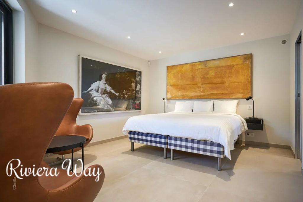 7 room villa in Mougins, photo #10, listing #103229910