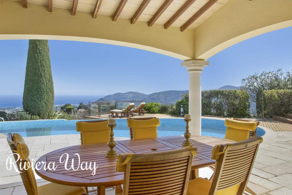 Villa in Mandelieu-la-Napoule, photo #3, listing #95575662