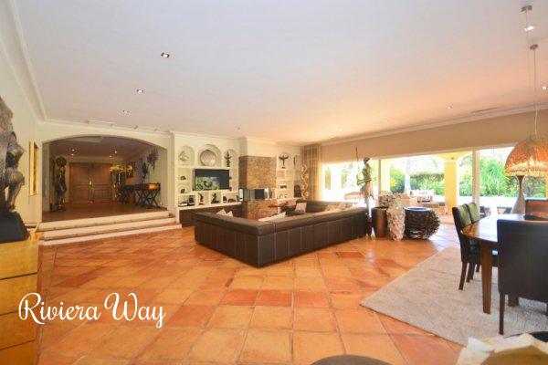 7 room villa in Valbonne, 350 m², photo #10, listing #75652332