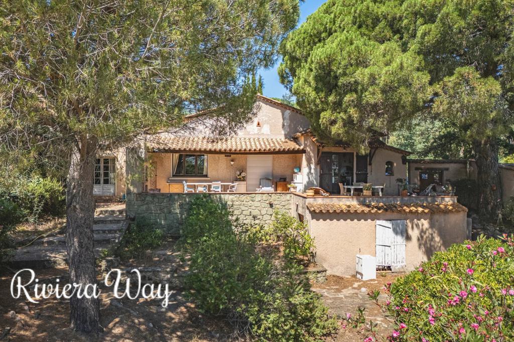6 room villa in Grimaud, photo #4, listing #104480502