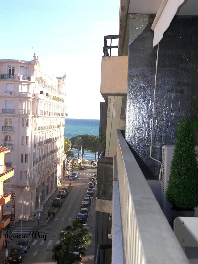 2 room apartment in Cannes, photo #1, listing #78822912