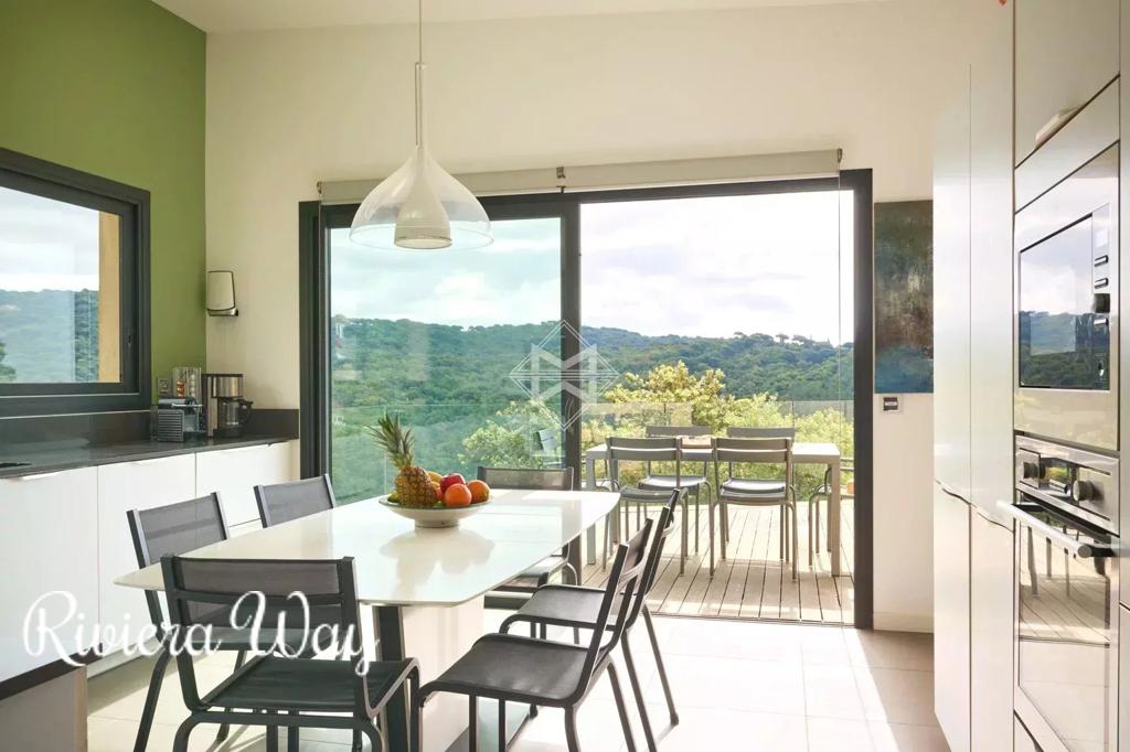 10 room villa in La Croix-Valmer, 330 m², photo #10, listing #105675276