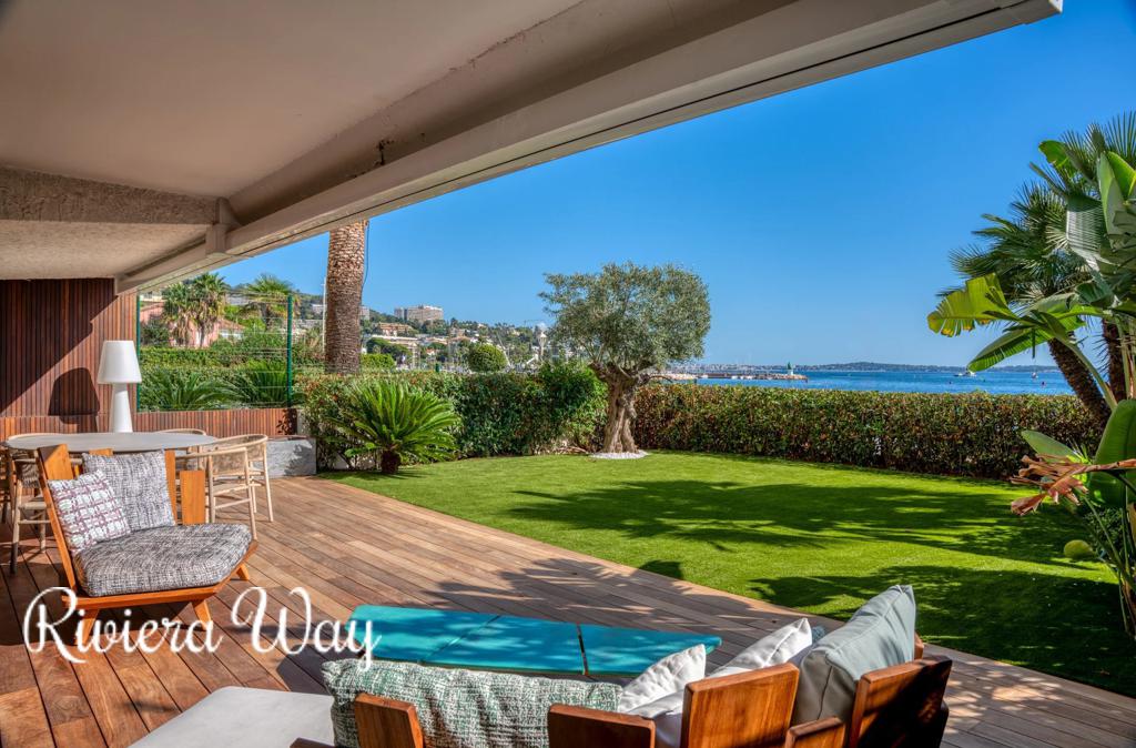 4 room apartment in Cannes, photo #8, listing #107122050
