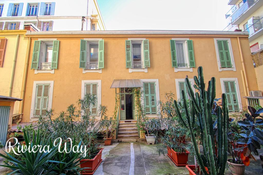 2 room apartment in Nice, photo #1, listing #105765786