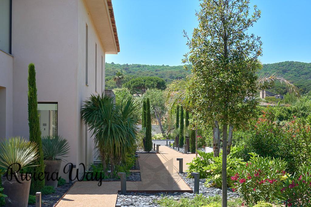 8 room villa in Saint-Tropez, photo #7, listing #88196976