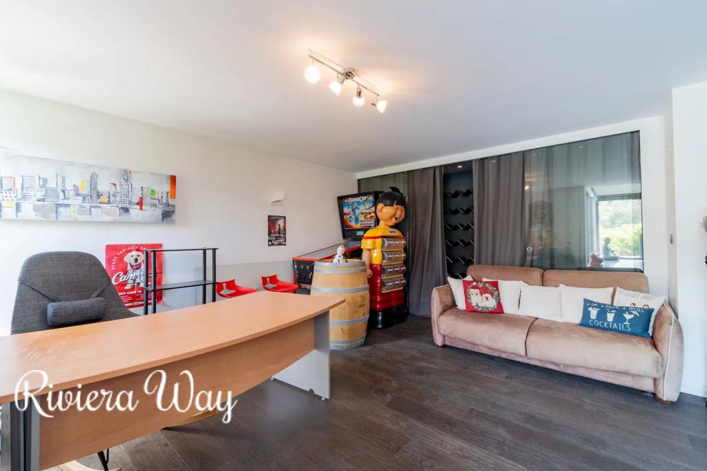6 room villa in La Roquette-sur-Siagne, photo #9, listing #106557234