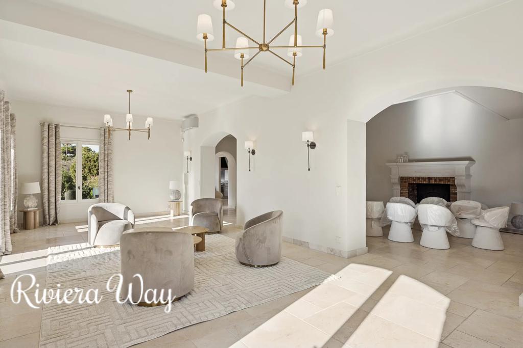 7 room villa in Cap d'Antibes, photo #9, listing #104224008