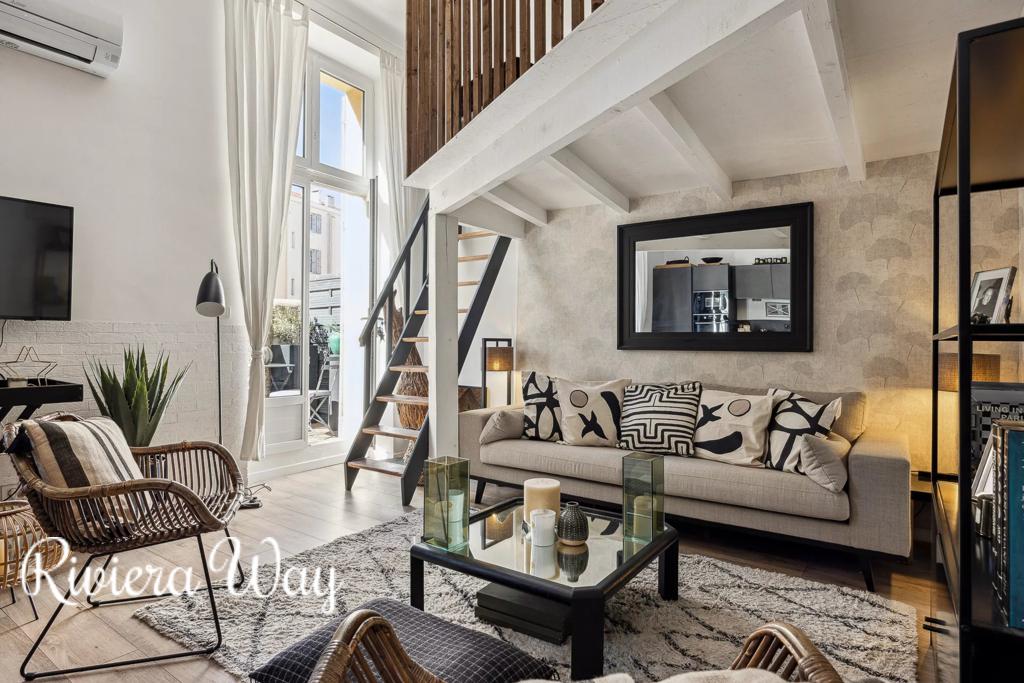 2 room apartment in Cannes, photo #9, listing #102709194