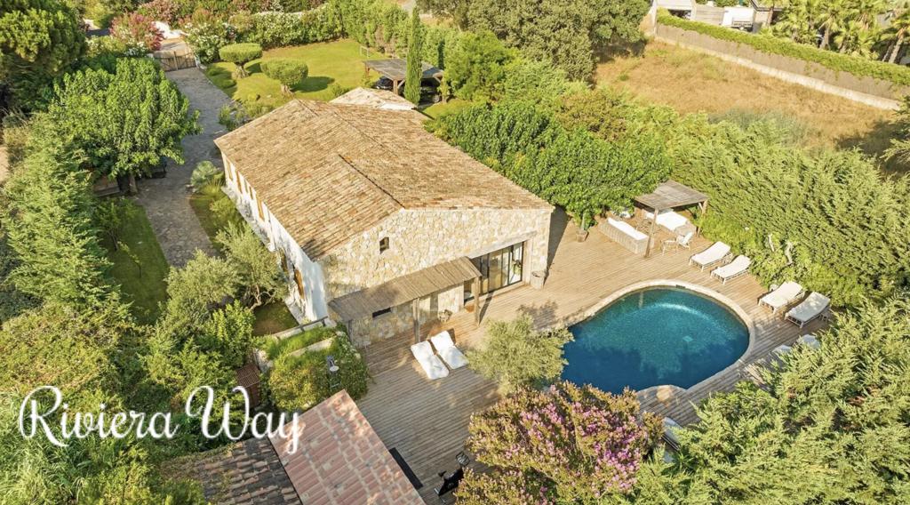 8 room villa in Grimaud, photo #6, listing #103714632