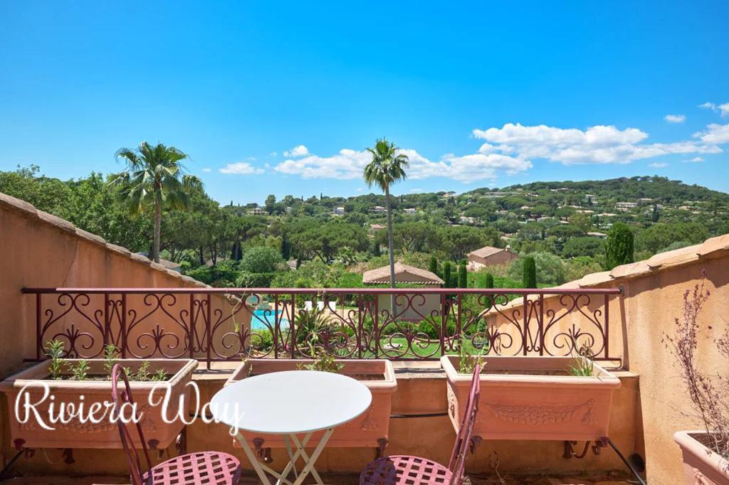 5 room villa in Saint-Tropez, photo #10, listing #99912624