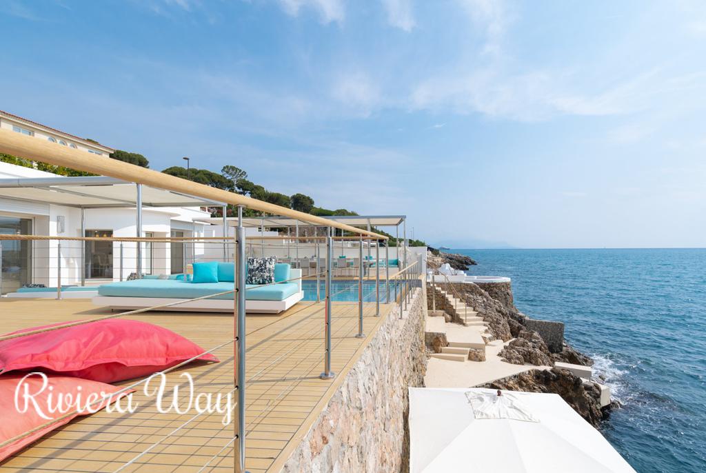 6 room villa in Cap d'Antibes, photo #4, listing #78858486