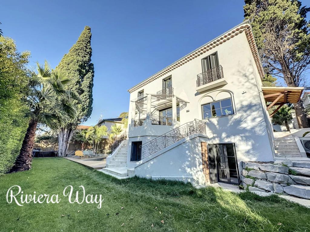 6 room villa in Cannes, photo #2, listing #98901726