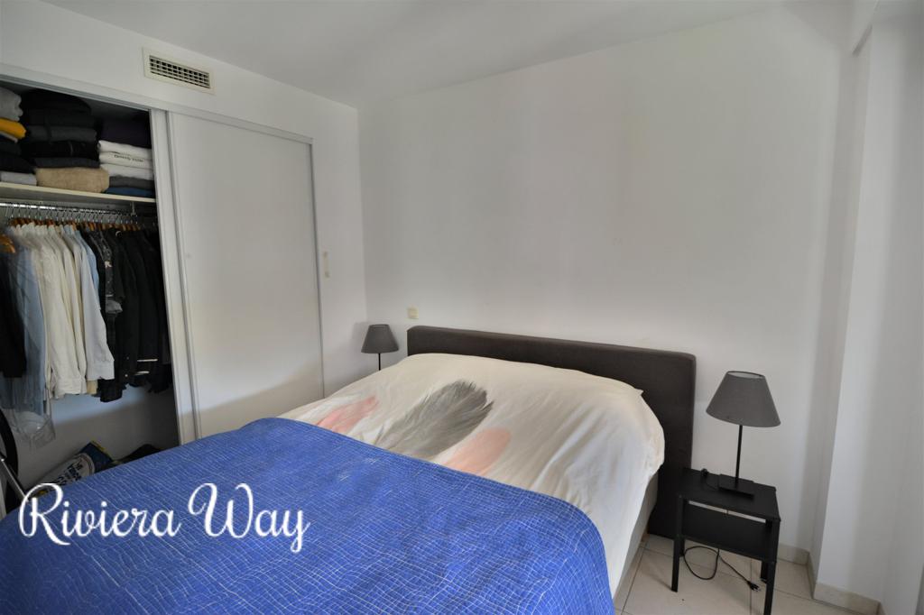 2 room apartment in Juan-les-Pins, photo #4, listing #88430580