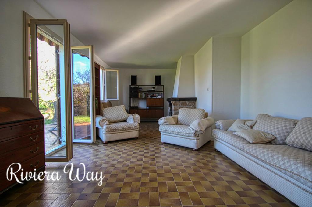 6 room villa in Peille, photo #2, listing #96923820