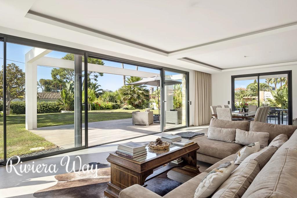 7 room villa in Cap d'Antibes, photo #1, listing #103755792