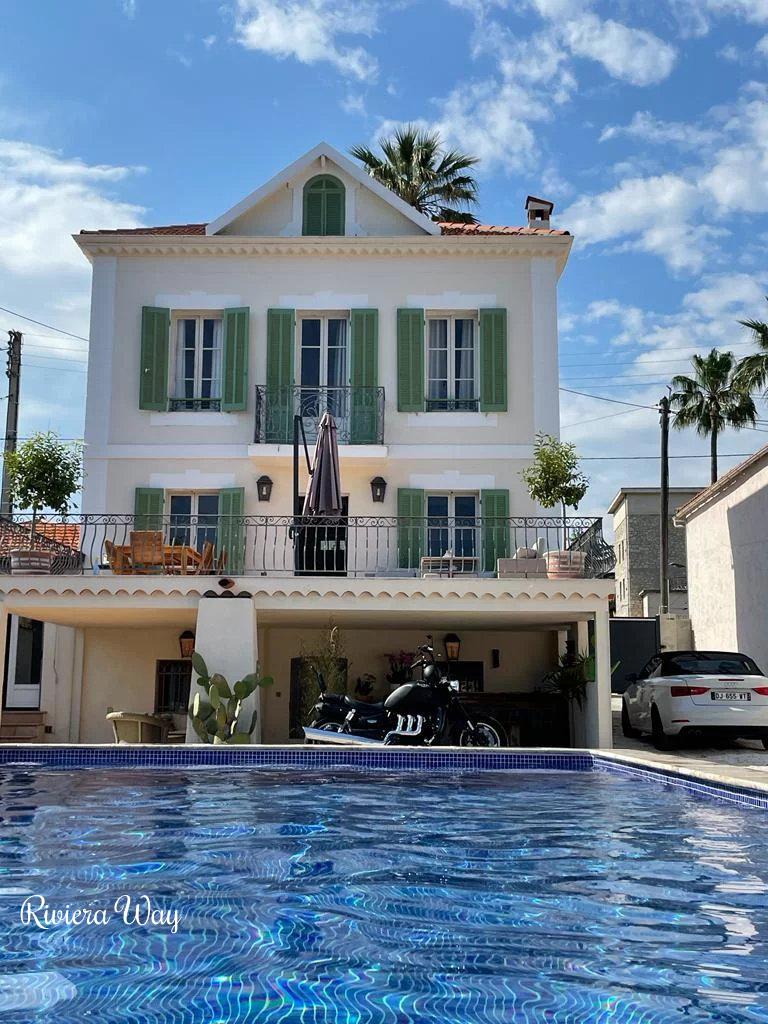 6 room villa in Golf Juan, photo #4, listing #91921872
