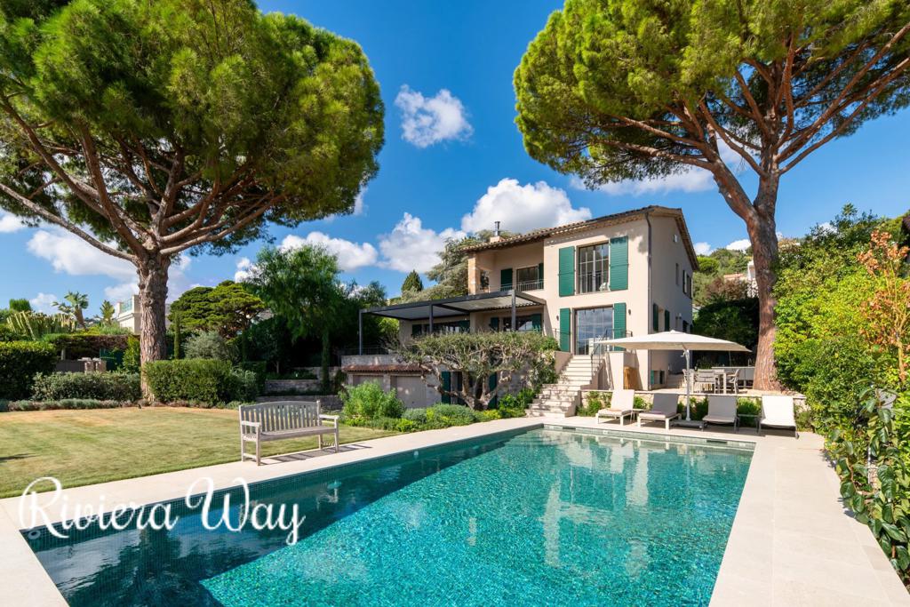 9 room villa in Cannes, photo #1, listing #107162034