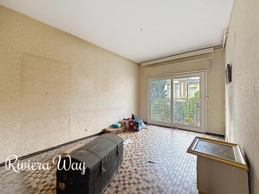 3 room apartment in Fabron, photo #8, listing #103248810