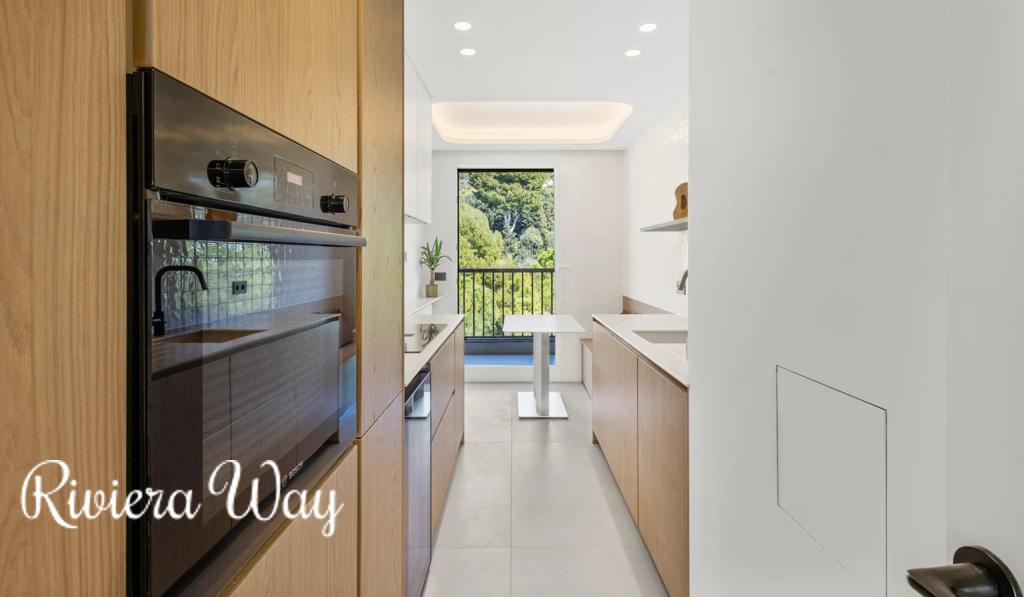 3 room apartment in Cannes, photo #4, listing #106063734