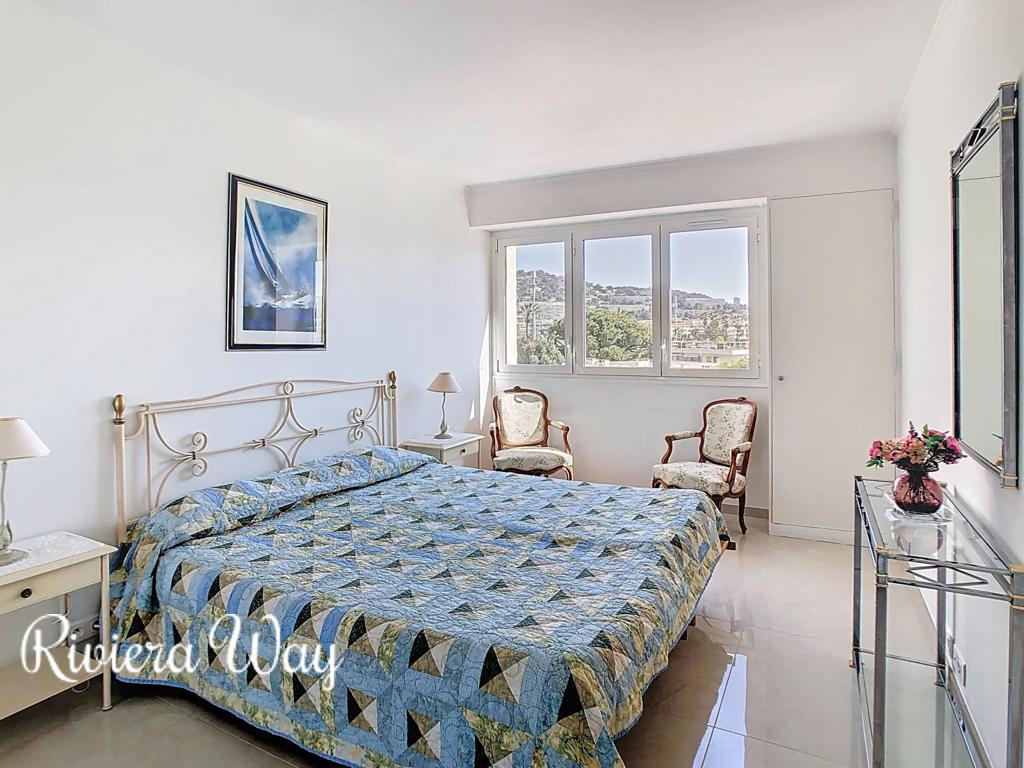 4 room apartment in Boulevard de la Croisette, photo #5, listing #102532710