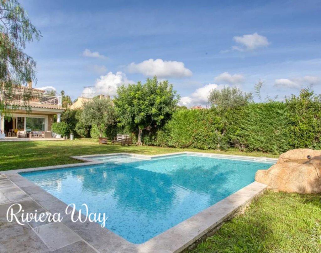 6 room villa in Antibes, 240 m², photo #2, listing #103204500