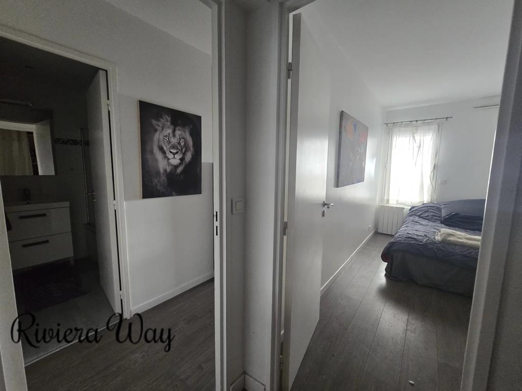 3 room apartment in Juan-les-Pins, photo #9, listing #105413406