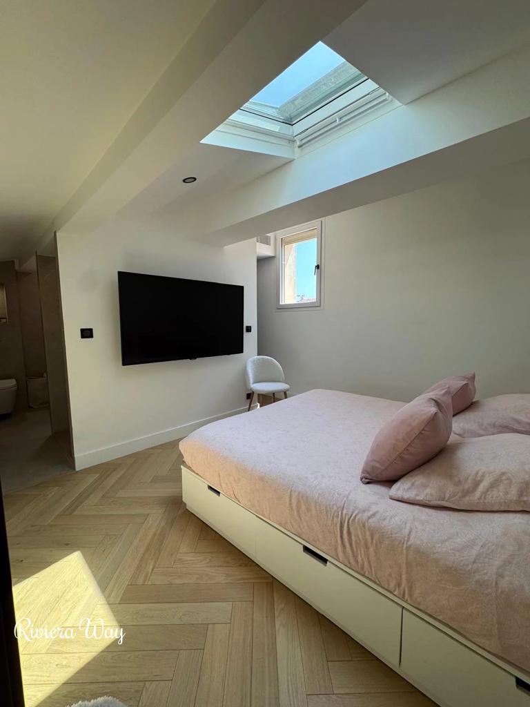 3 room apartment in Antibes, photo #10, listing #103435416