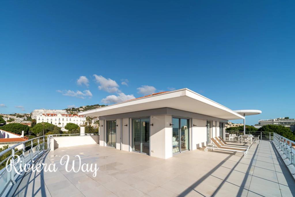 4 room apartment in Cannes, photo #7, listing #105153300