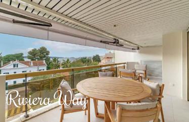 4 room apartment in Port Palm Beach, 100 m²