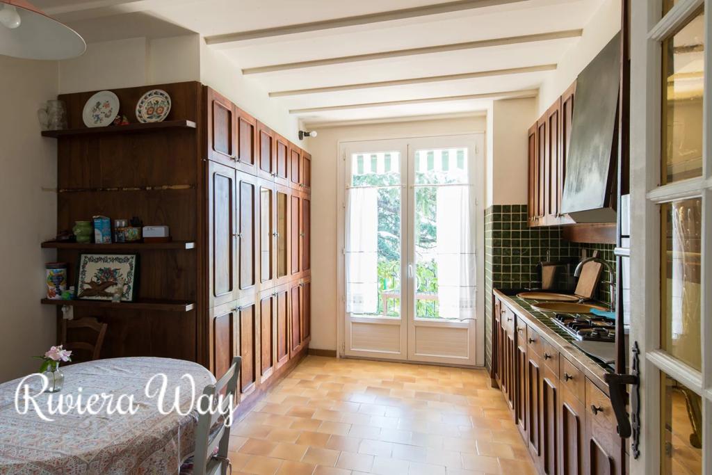 4 room villa in Cannes, photo #7, listing #106371216