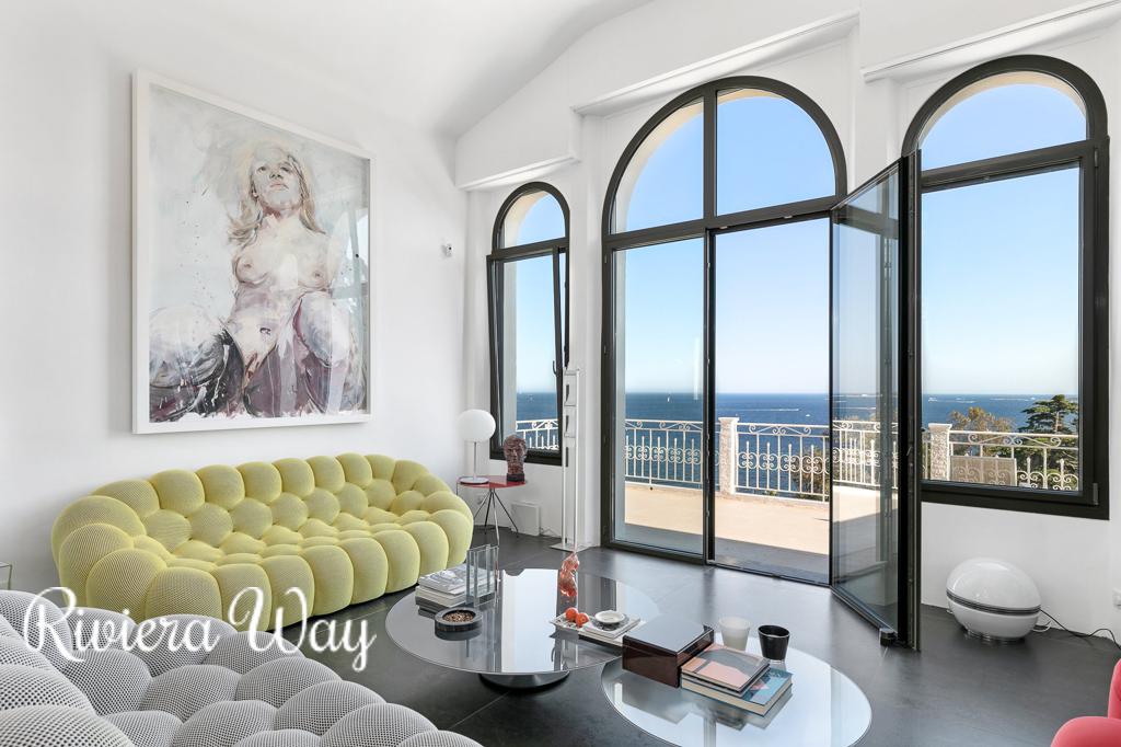 Villa in Cannes, photo #3, listing #82384890