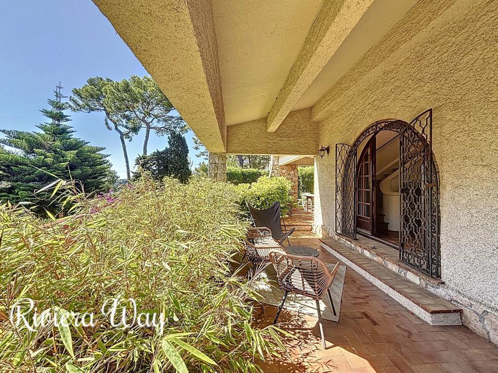 6 room villa in Cap d'Antibes, photo #5, listing #105780822