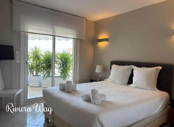 5 room apartment in Port Palm Beach, 138 m², photo #10, listing #103244190