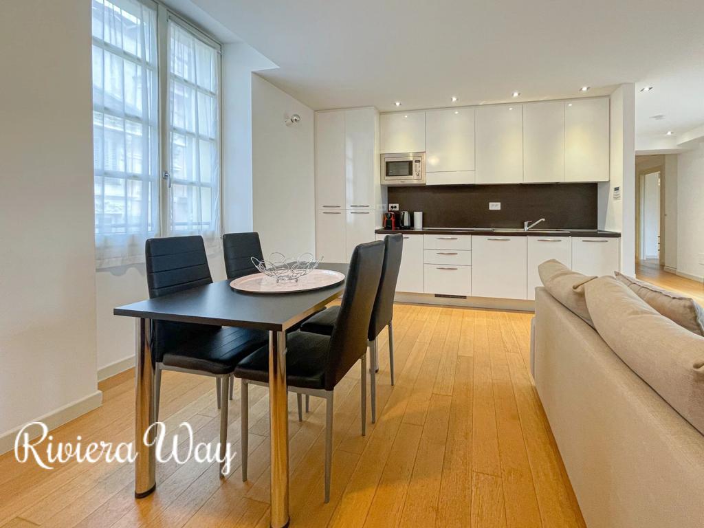 2 room apartment in Cannes, photo #4, listing #106248156