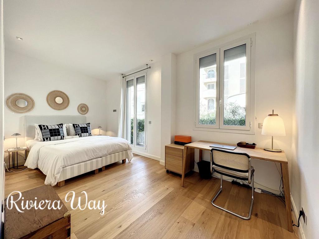 3 room apartment in Cannes, photo #2, listing #102630276