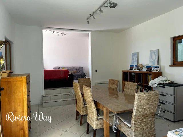 7 room villa in Mougins, photo #1, listing #104396082