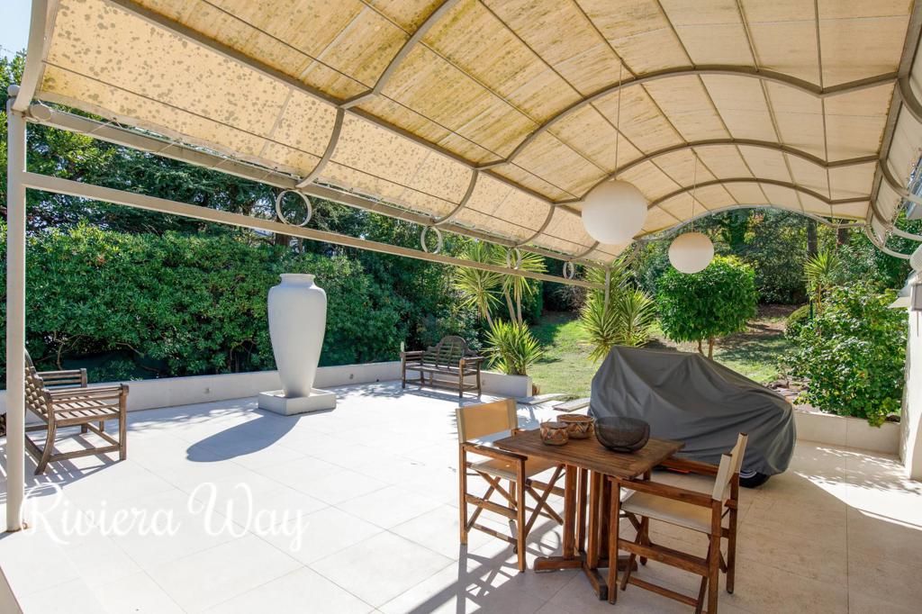 6 room villa in La Roquette-sur-Siagne, photo #9, listing #105351372