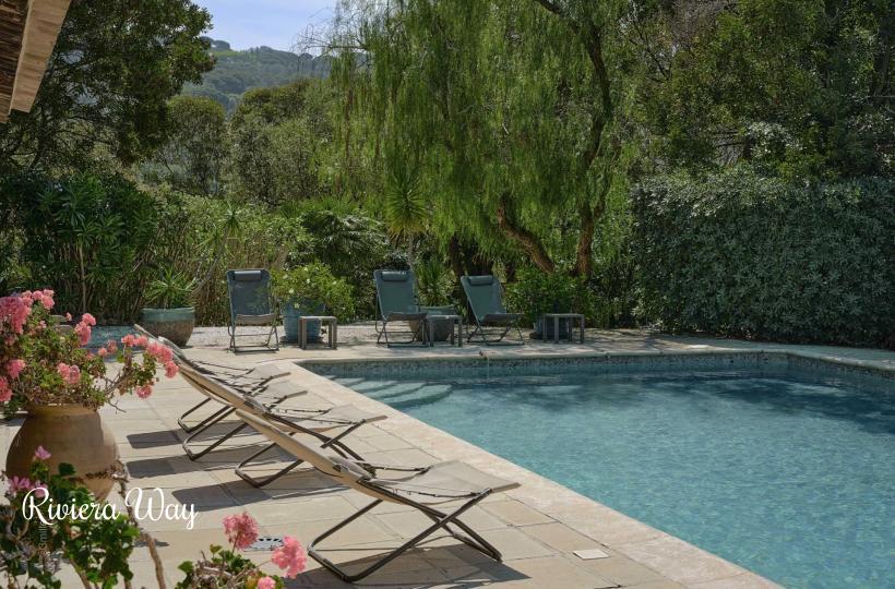 Villa in La Croix-Valmer, 340 m², photo #4, listing #104697348