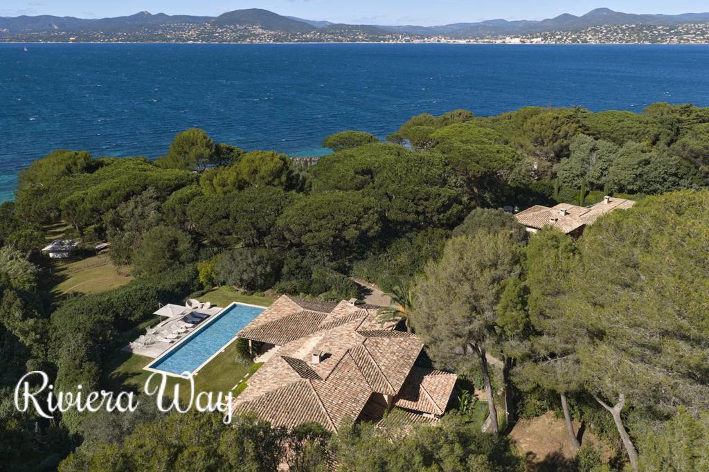 8 room villa in Saint-Tropez, photo #1, listing #93971136